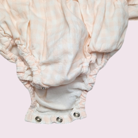 7 For All Mankind Baby Girl Pleated Pink Onesie Size 3/6 Months - Picture 4 of 4